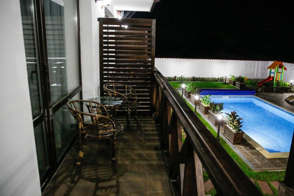 爱因斯坦旅馆及Spa Marchevo 外观 照片